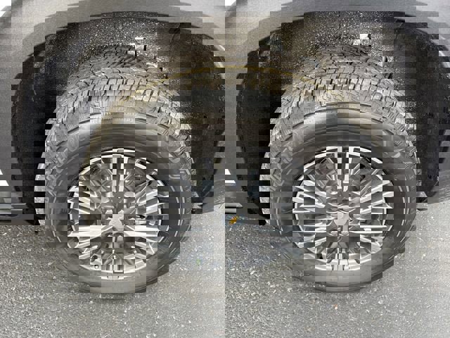 New 2026 Chevrolet Traverse LT image 12