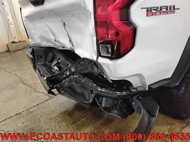 Used 2024 Chevrolet Colorado Trail Boss w/ Advanced Trailering Package AWD/4WD image 17