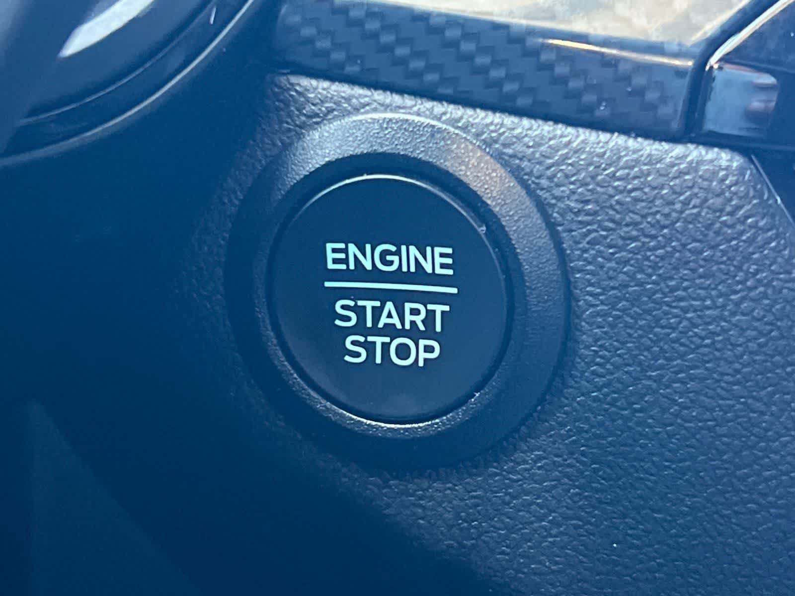 Used 2025 Ford Escape ST-Line Select AWD/4WD image 23