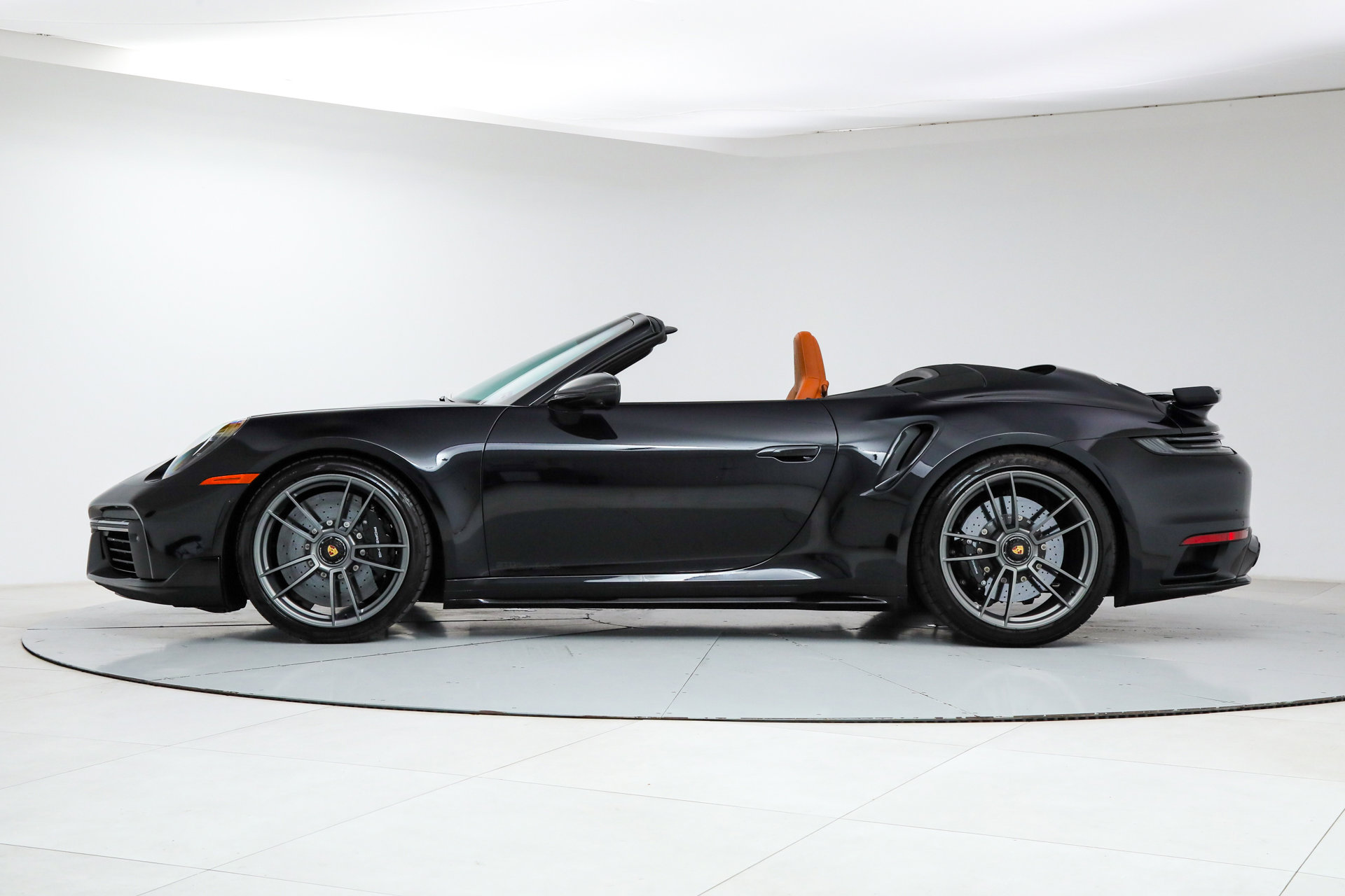 Used 2025 Porsche 911 Turbo S image 2
