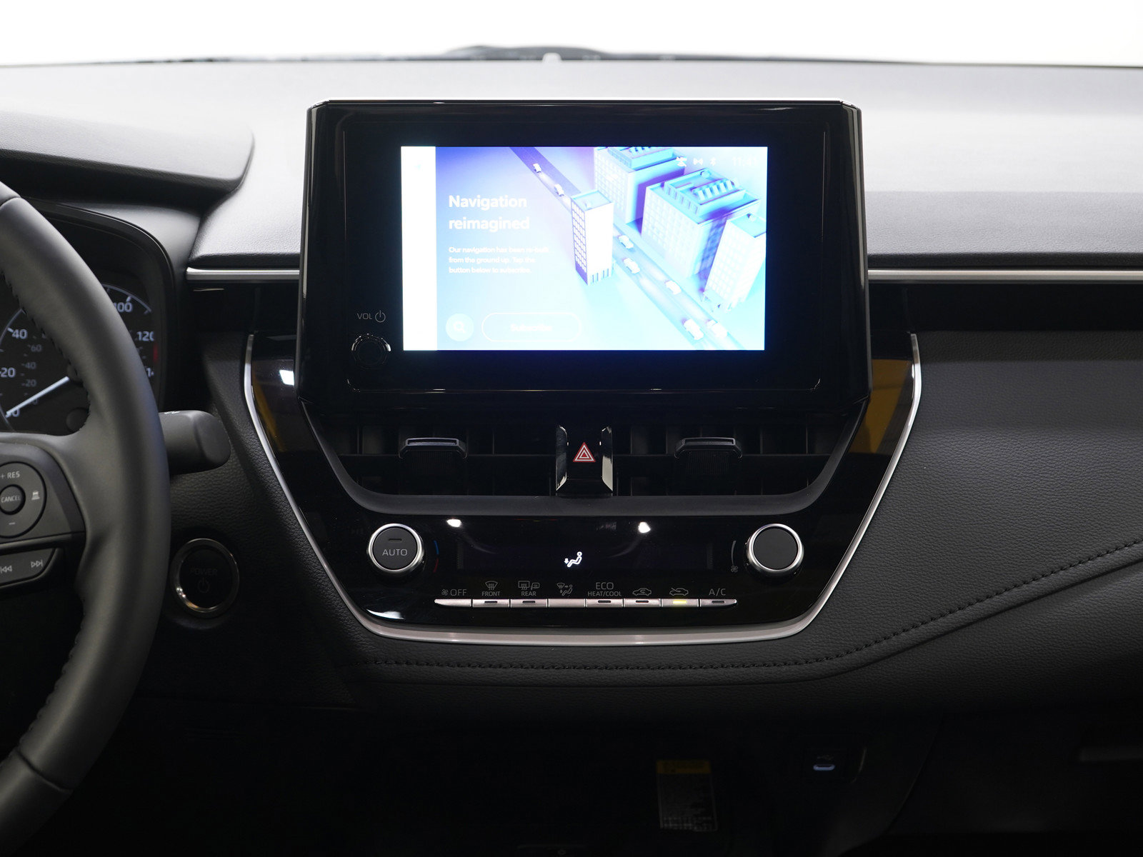 Used 2024 Toyota Corolla SE w/ SE Package image 15