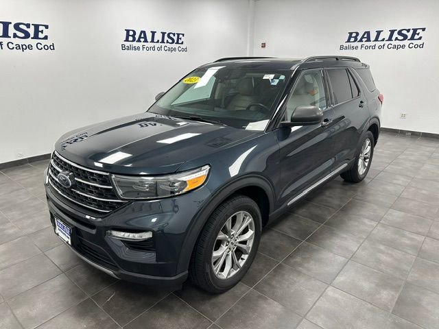 Used 2023 Ford Explorer XLT w/ Equipment Group 202A AWD/4WD image 11