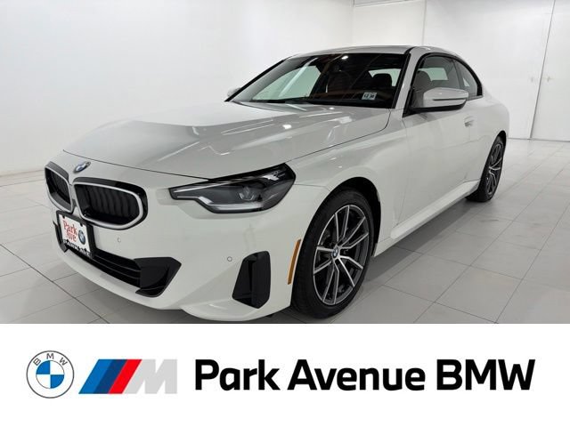 Used 2026 BMW 230i xDrive Coupe w/ Convenience Package AWD/4WD image 1
