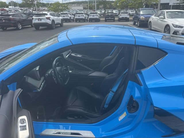 Used 2023 Chevrolet Corvette Stingray Coupe w/ 1LT RWD image 5