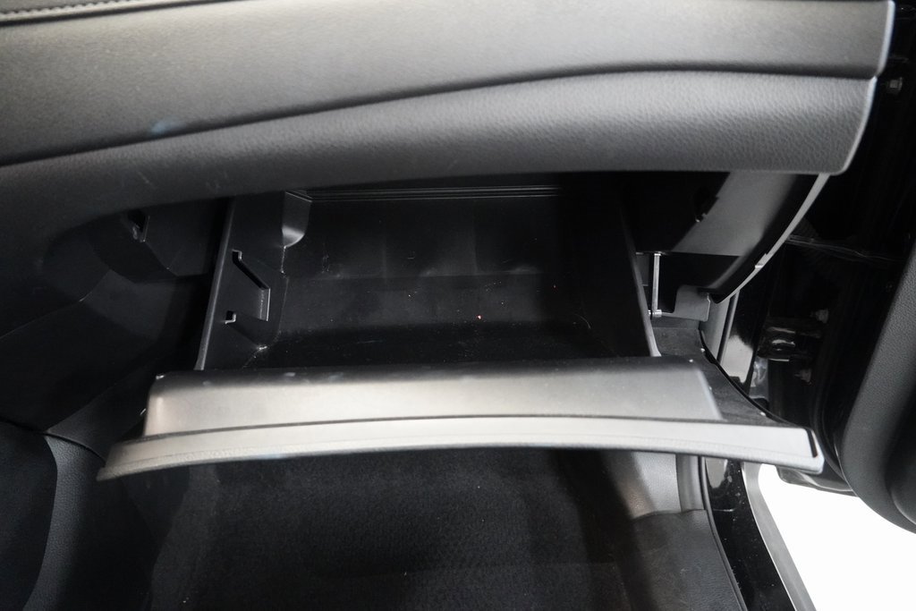 Used 2020 Nissan Rogue SV image 29