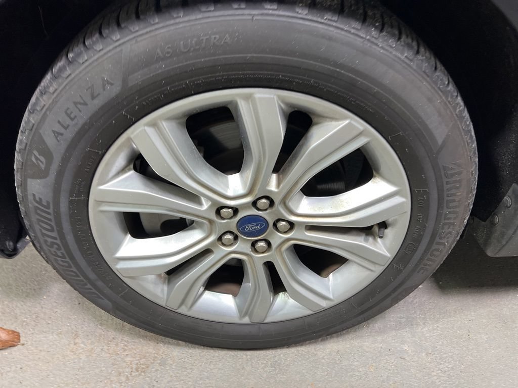 Used 2021 Ford Edge Titanium w/ Cargo Accessory Package FWD image 37