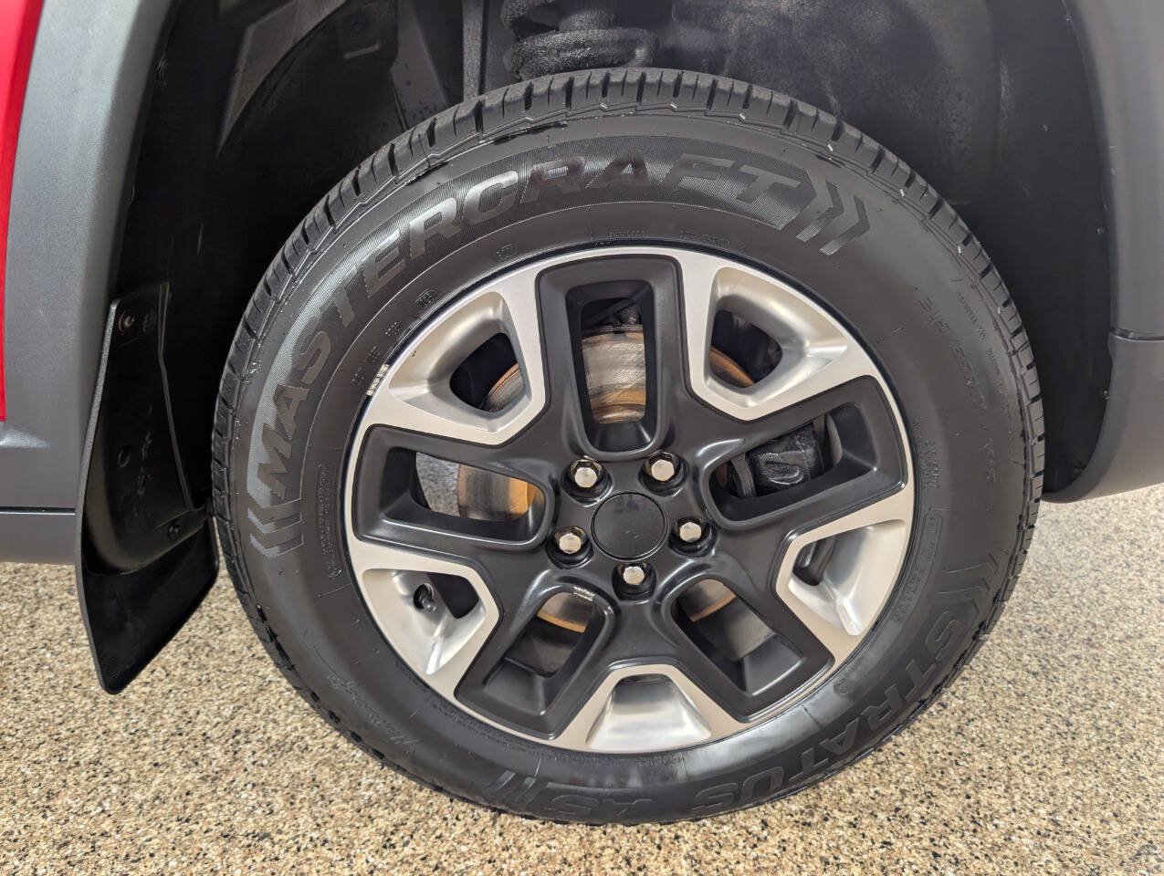 Used 2018 Jeep Compass Trailhawk w/ Safety & Security Group AWD/4WD image 22