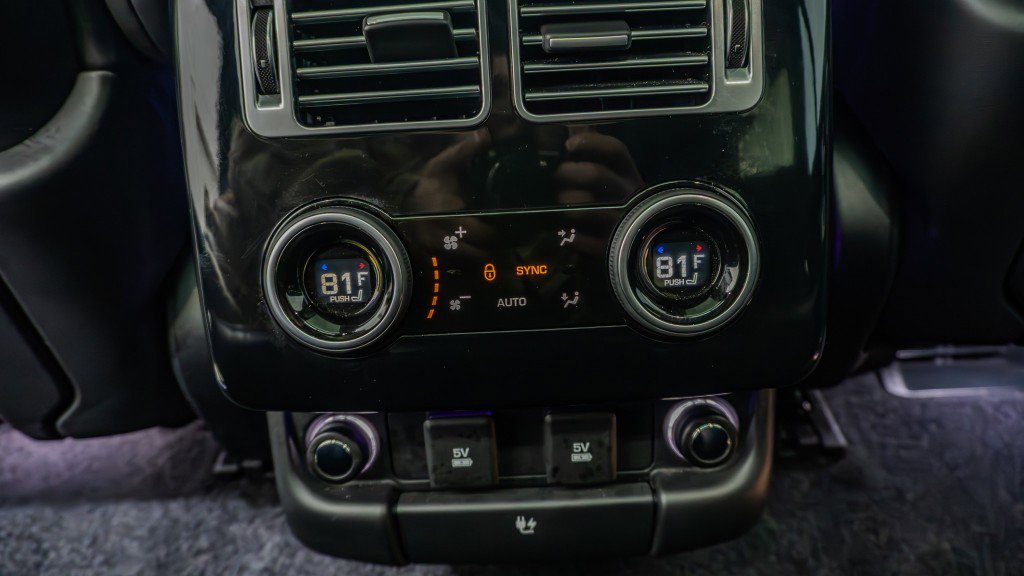 Used 2021 Land Rover Range Rover Autobiography Fifty Edition image 34