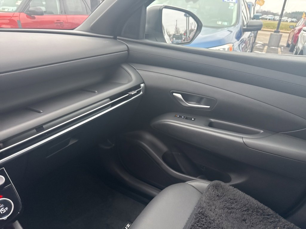 Used 2025 Hyundai Santa Cruz SEL image 17