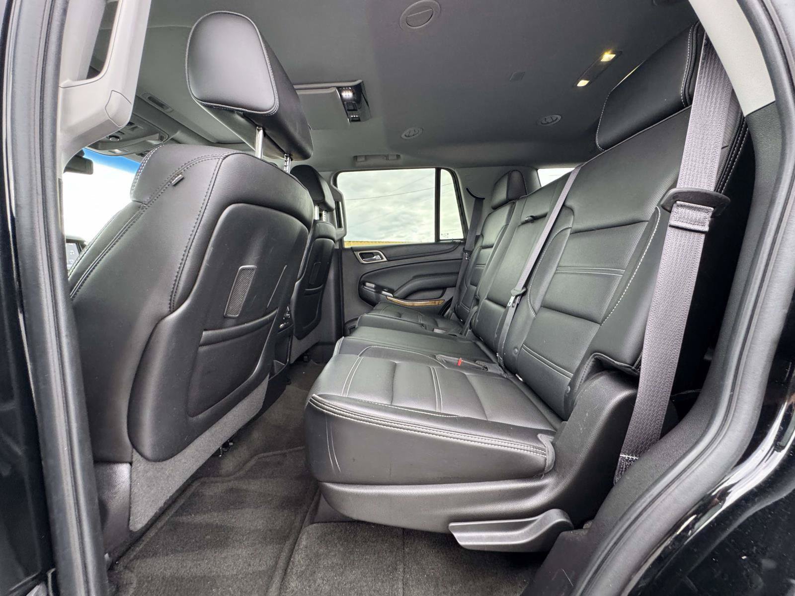 Used 2016 GMC Yukon Denali w/ Open Road Package AWD/4WD image 22