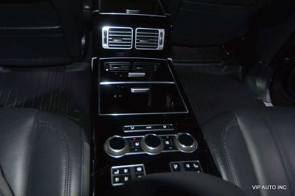 Used 2014 Land Rover Range Rover Long Wheelbase Autobiography image 16