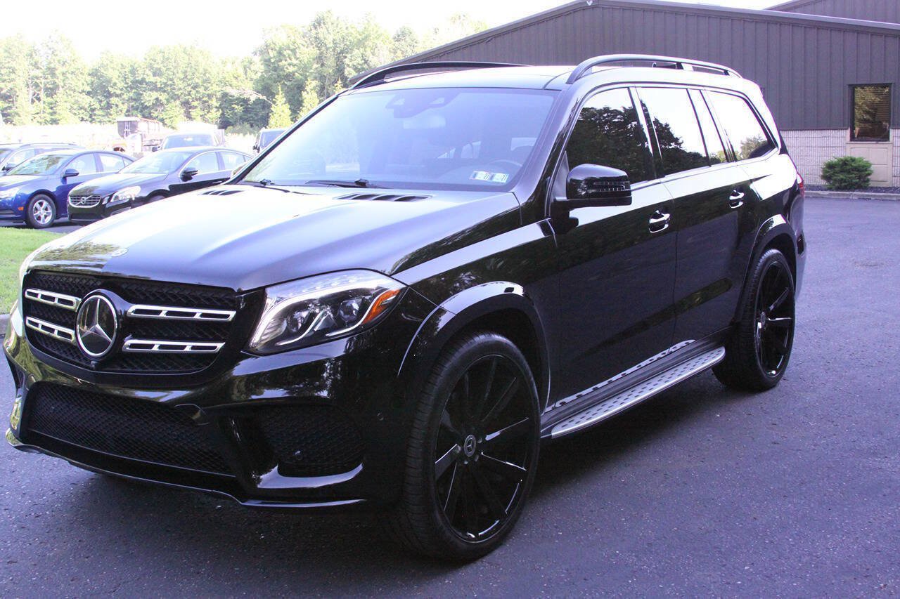Used 2018 Mercedes-Benz GLS 550 4MATIC w/ Driver Assistance Package image 4