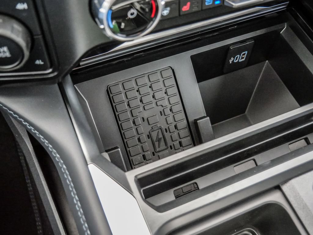 New 2026 Ford F250 Platinum image 38