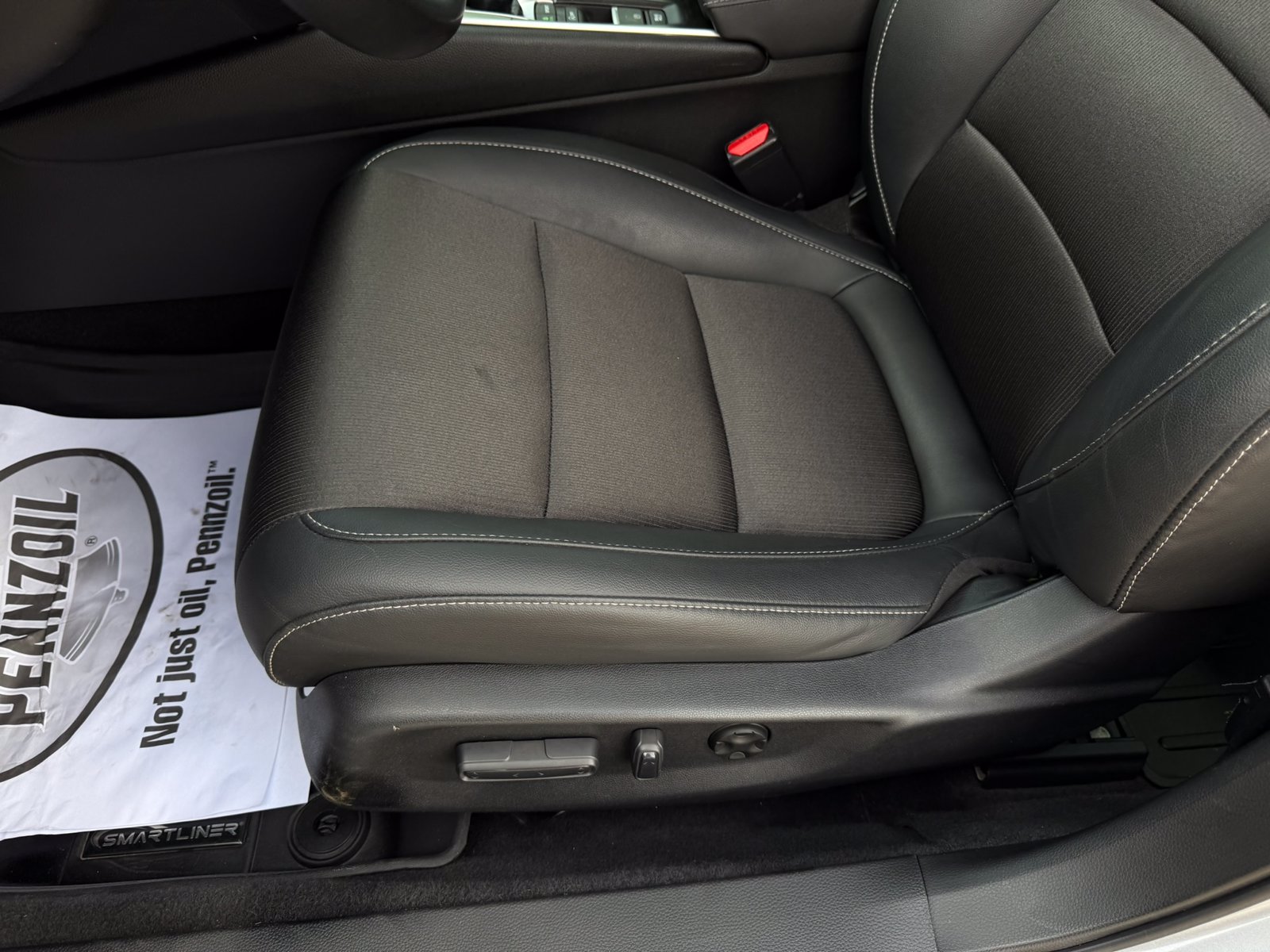 Used 2022 Honda Accord Sport image 11