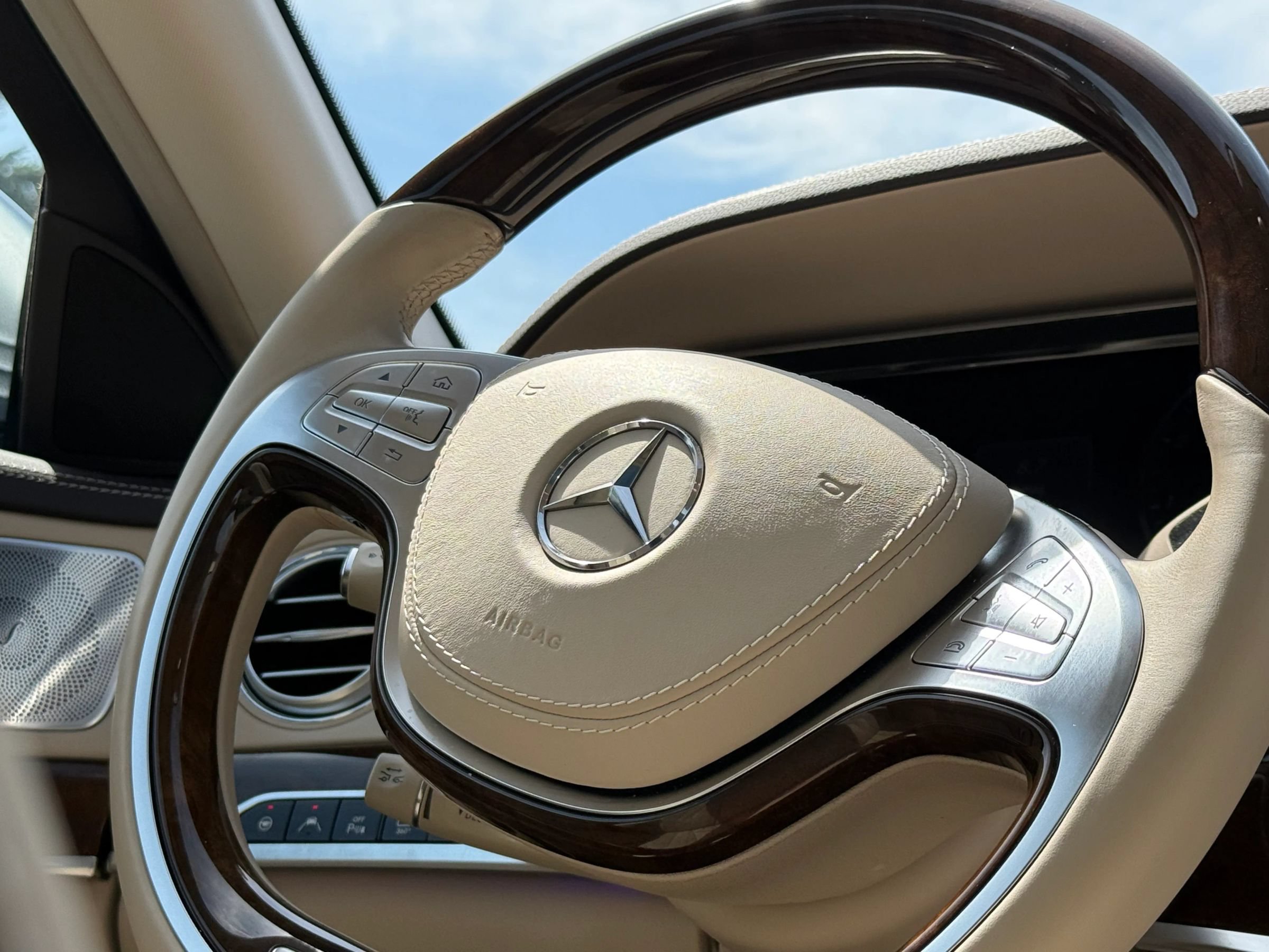 Used 2015 Mercedes-Benz S 550 4MATIC Sedan image 43