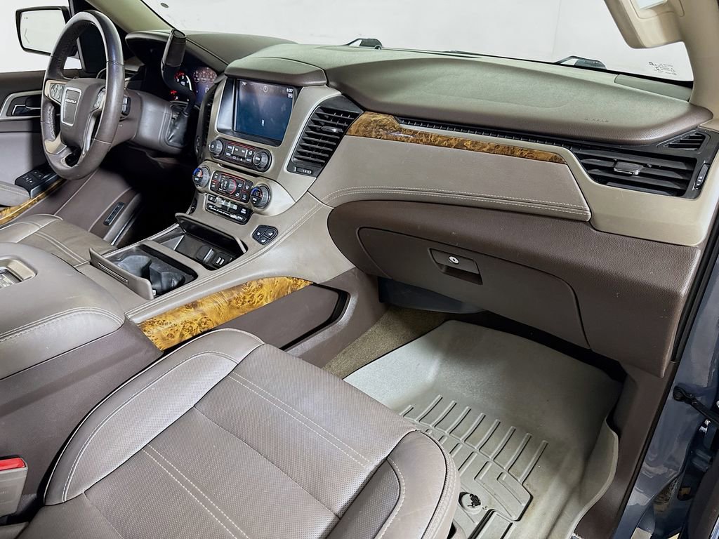Used 2015 GMC Yukon Denali w/ Open Road Package image 30