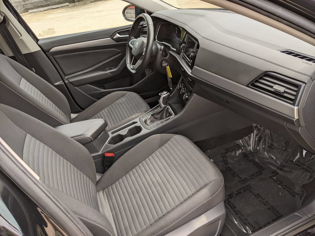 Used 2024 Volkswagen Jetta S FWD image 23