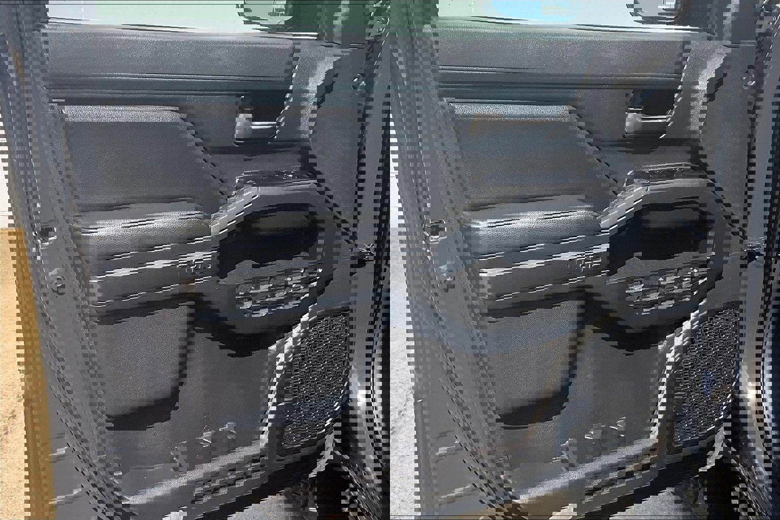 Used 2024 Toyota Tacoma TRD Sport w/ TRD Sport Upgrade Package image 27