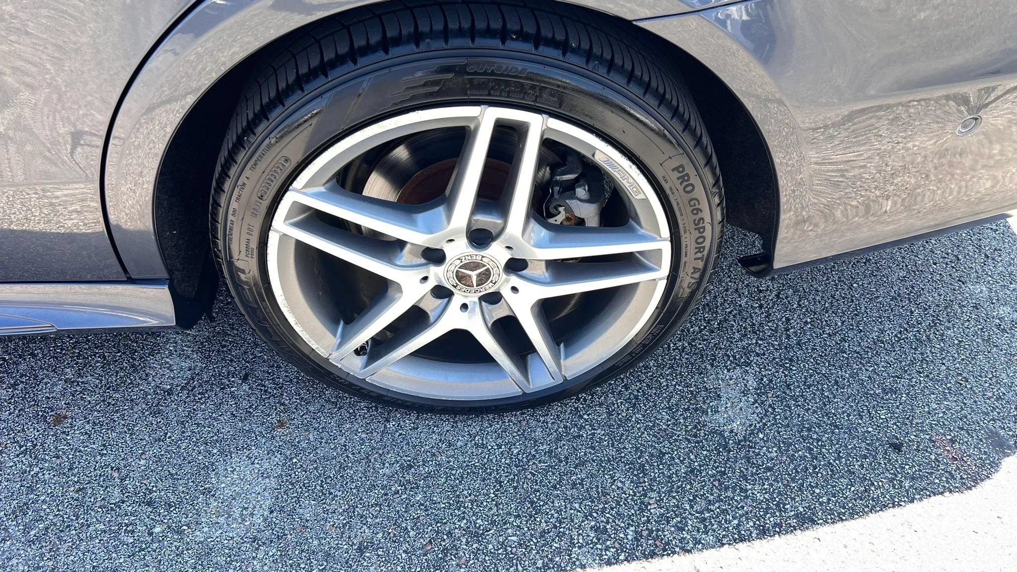 Used 2015 Mercedes-Benz E 400 Sedan w/ Driver Assistance Package image 12