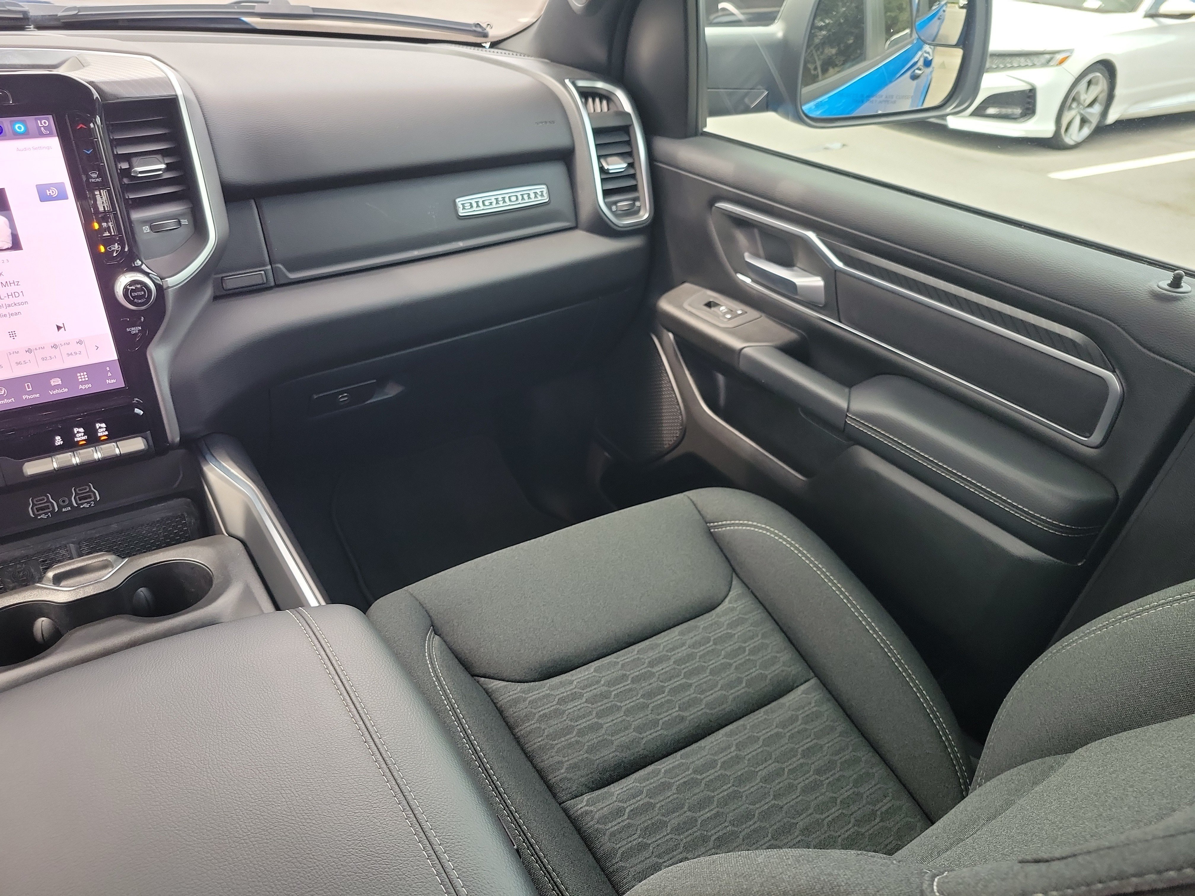 Used 2025 RAM 1500 Big Horn AWD/4WD image 16