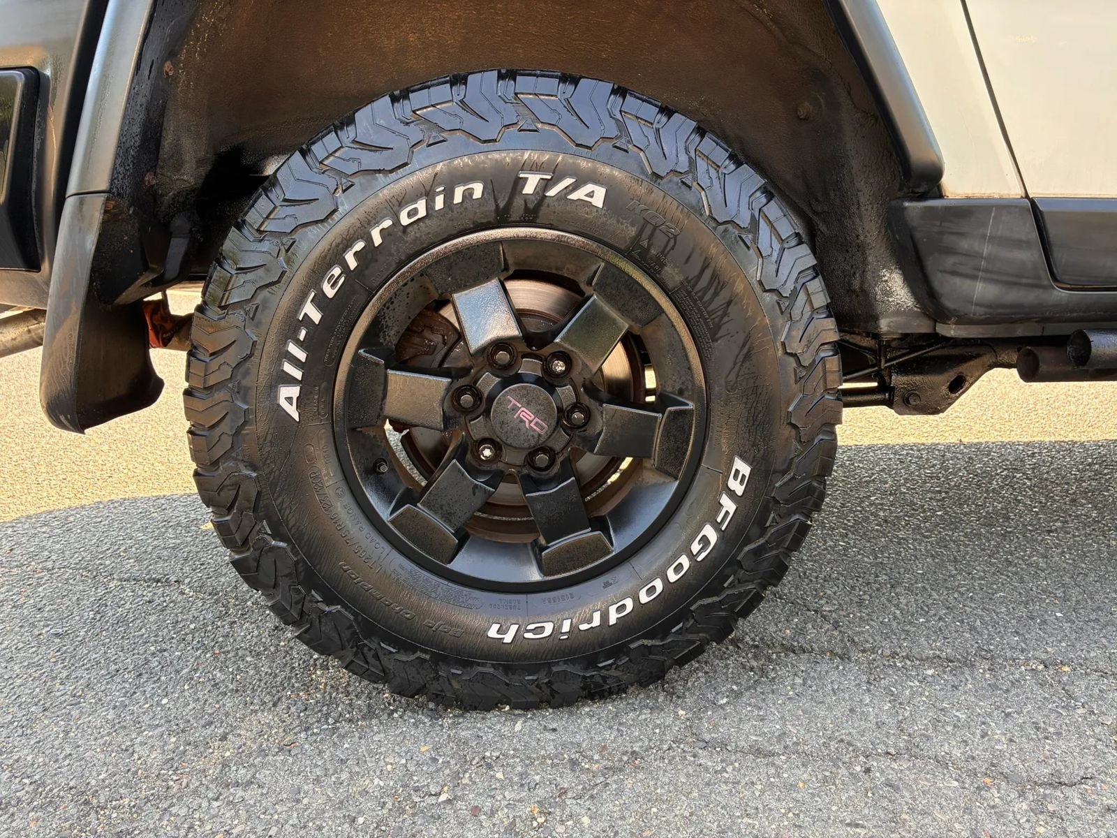 Used 2008 Toyota FJ Cruiser 4WD image 33