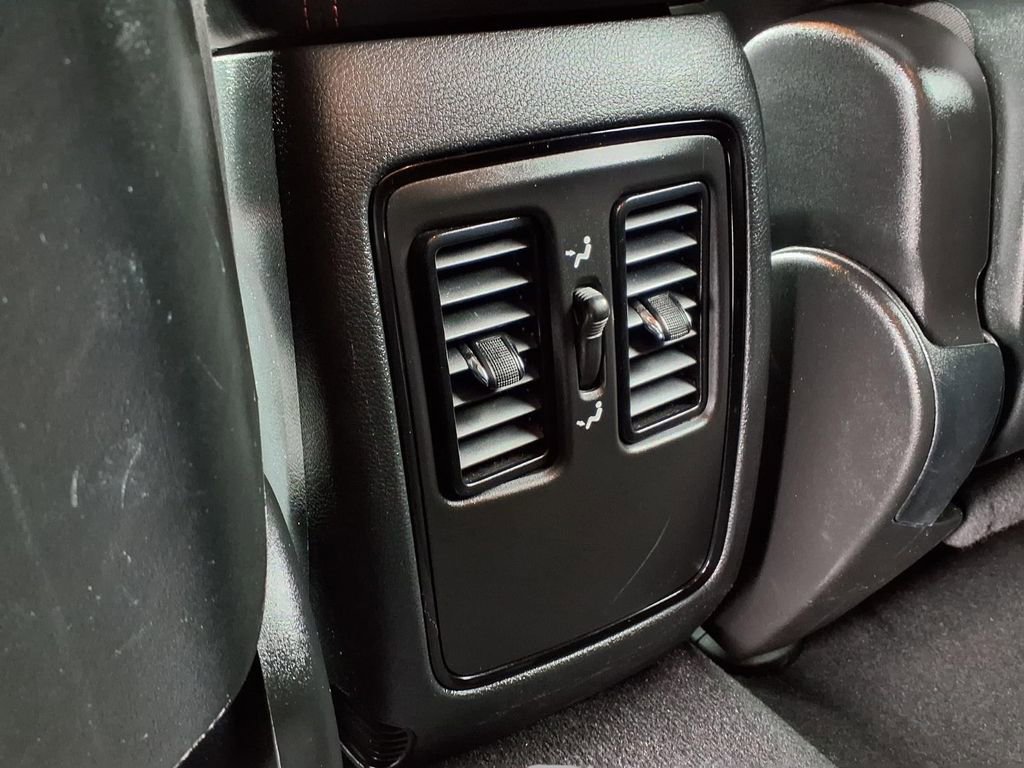 Certified 2023 Dodge Durango GT image 24