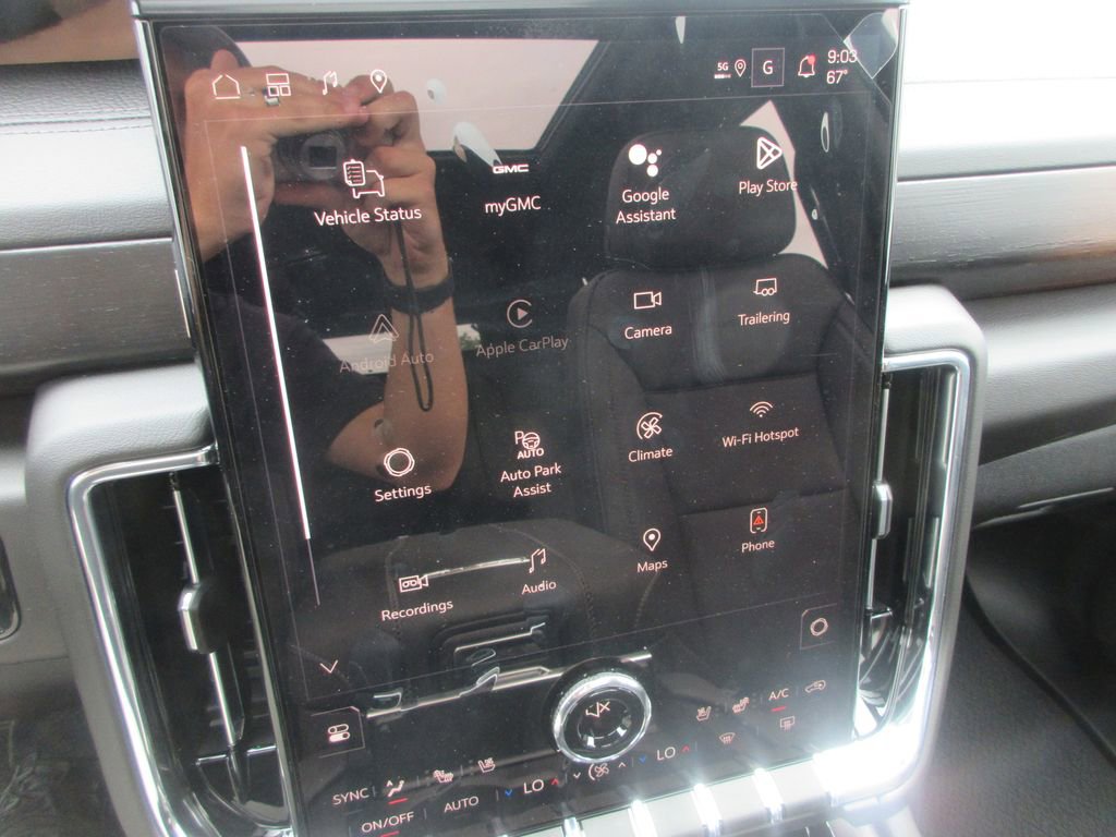 New 2026 GMC Yukon Denali w/ Sun & Power Step Package AWD/4WD image 19