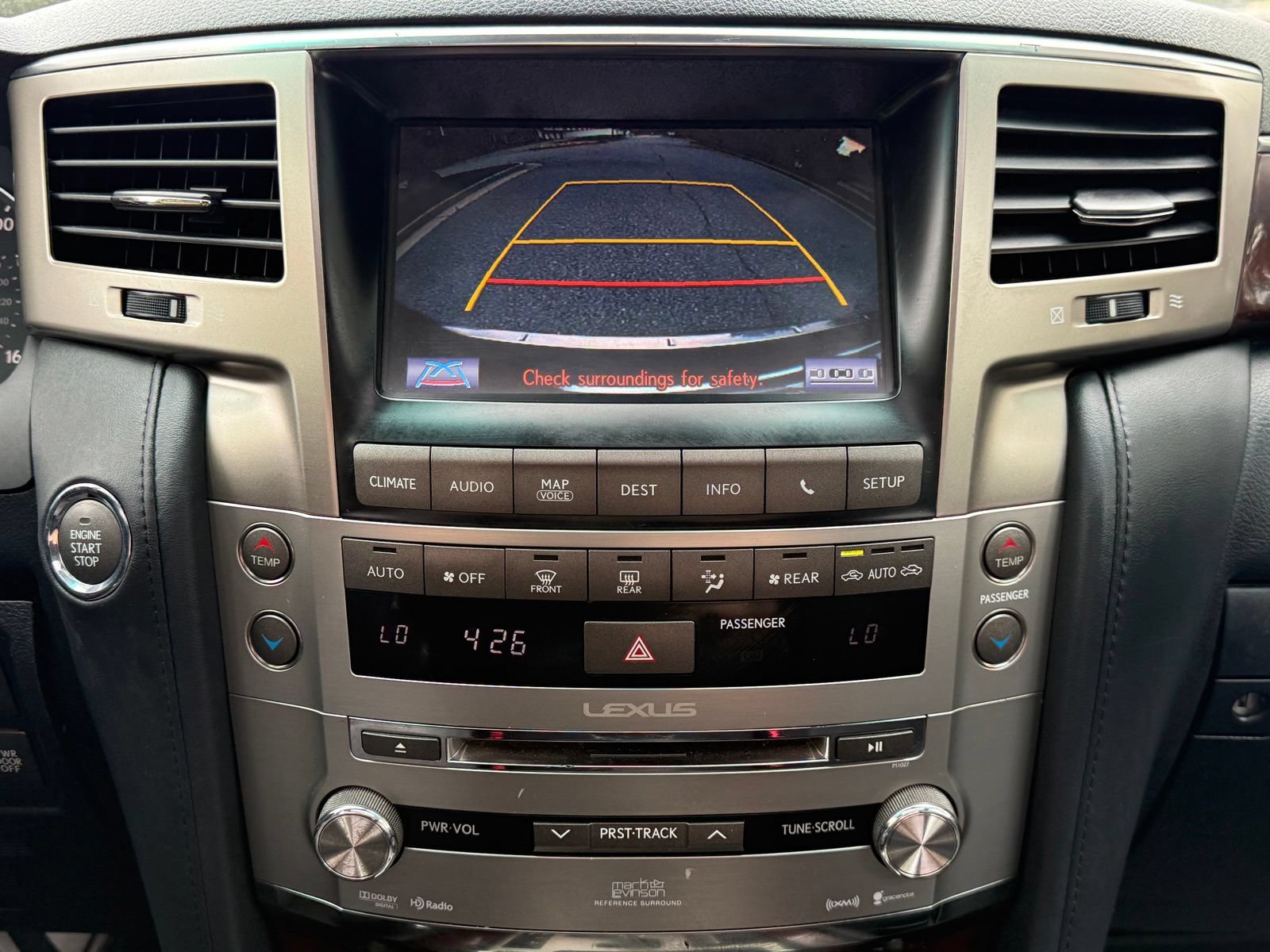 Used 2015 Lexus LX 570 4WD w/ Luxury Package image 29