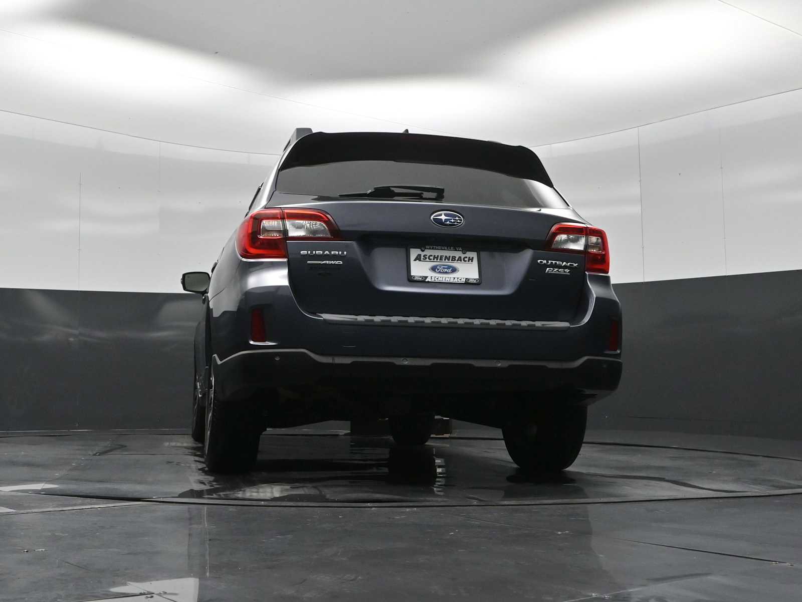 Used 2017 Subaru Outback 2.5i Limited image 32