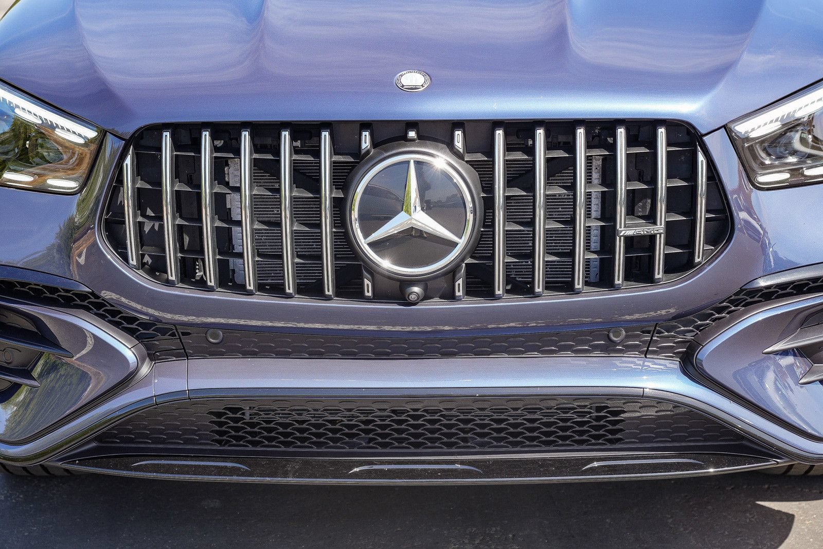 Certified 2025 Mercedes-Benz GLE 53 AMG 4MATIC image 7