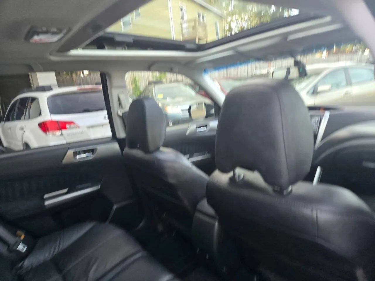 Used 2011 Subaru Forester 2.5X Limited image 2