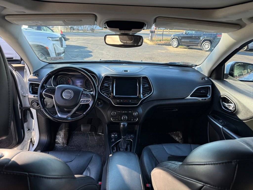 Used 2021 Jeep Cherokee Limited image 17