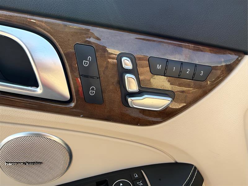 Used 2017 Mercedes-Benz SLC 300 image 21