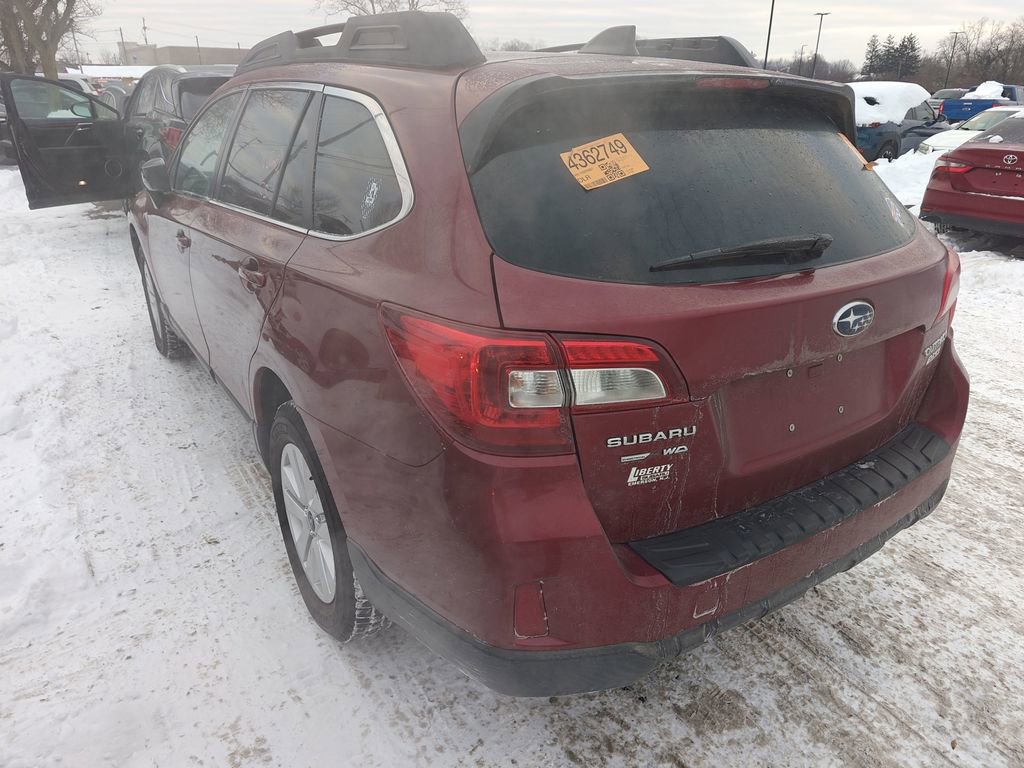Used 2017 Subaru Outback 2.5i Premium image 4