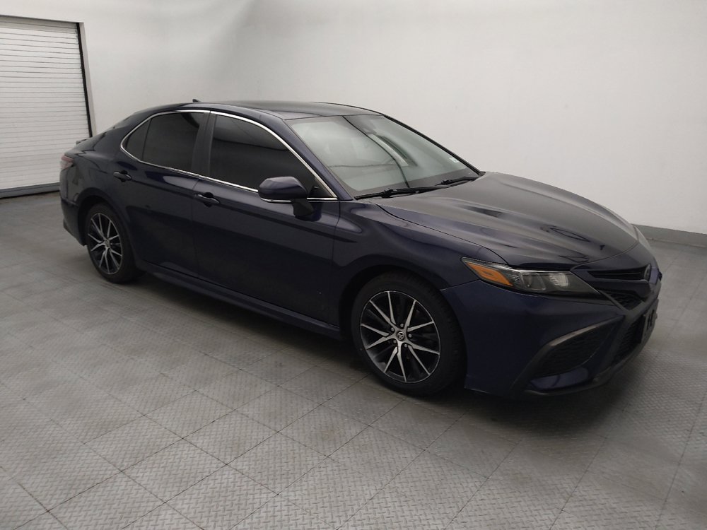 Used 2022 Toyota Camry SE FWD image 11