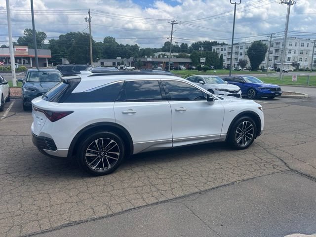 Certified 2024 Acura ZDX A-Spec AWD/4WD image 13
