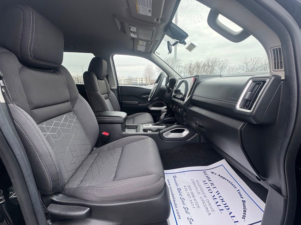 New 2026 Nissan Frontier SV w/ SV Convenience Package AWD/4WD image 9