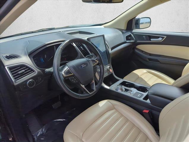 Used 2024 Ford Edge SEL AWD/4WD image 11