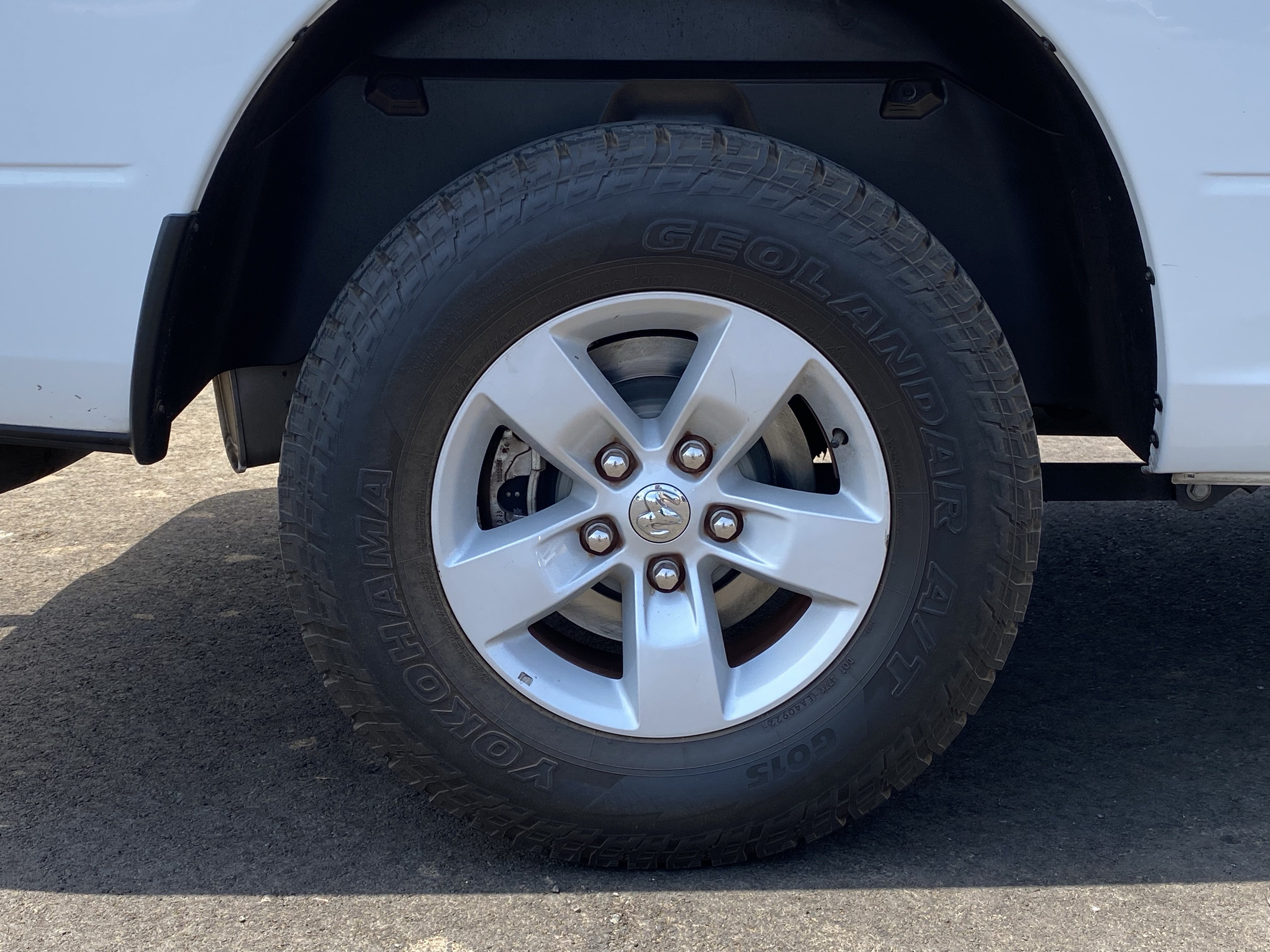 Used 2022 RAM 1500 Classic SLT RWD image 9