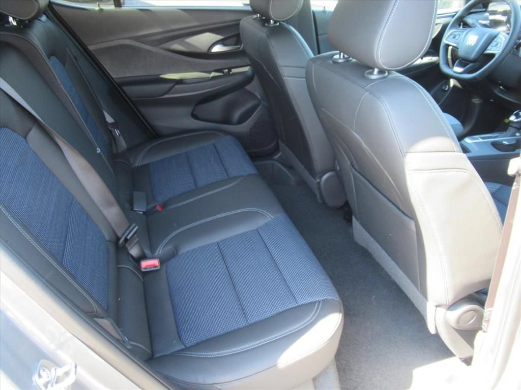 New 2026 Buick Envista Preferred w/ Convenience I Package FWD image 25