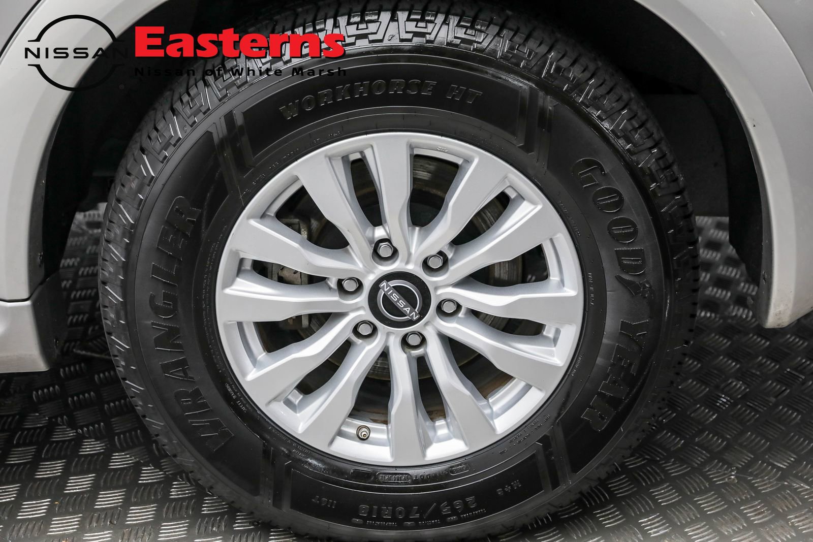 Used 2024 Nissan Armada SV image 13