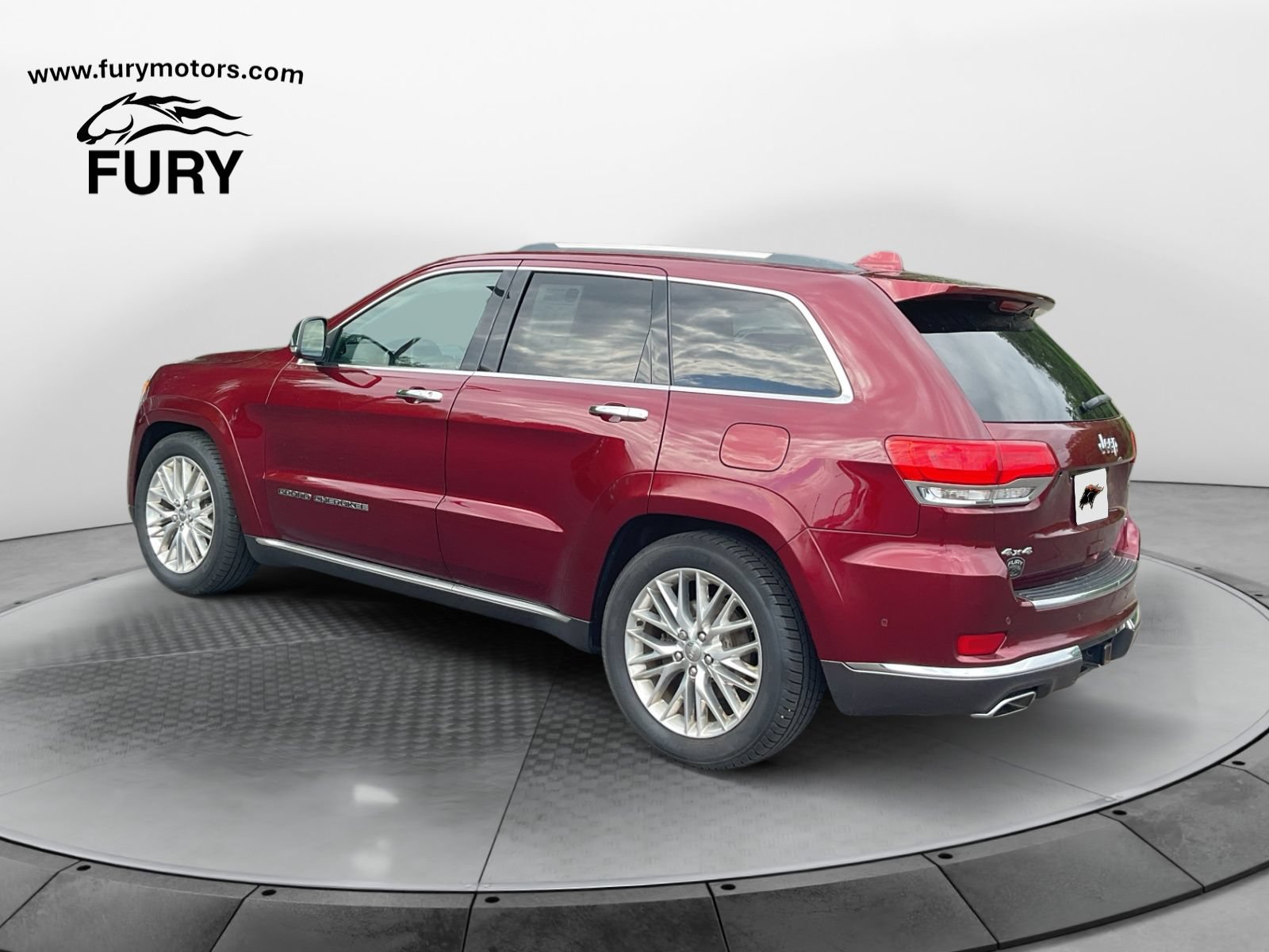 Used 2017 Jeep Grand Cherokee Summit AWD/4WD image 5