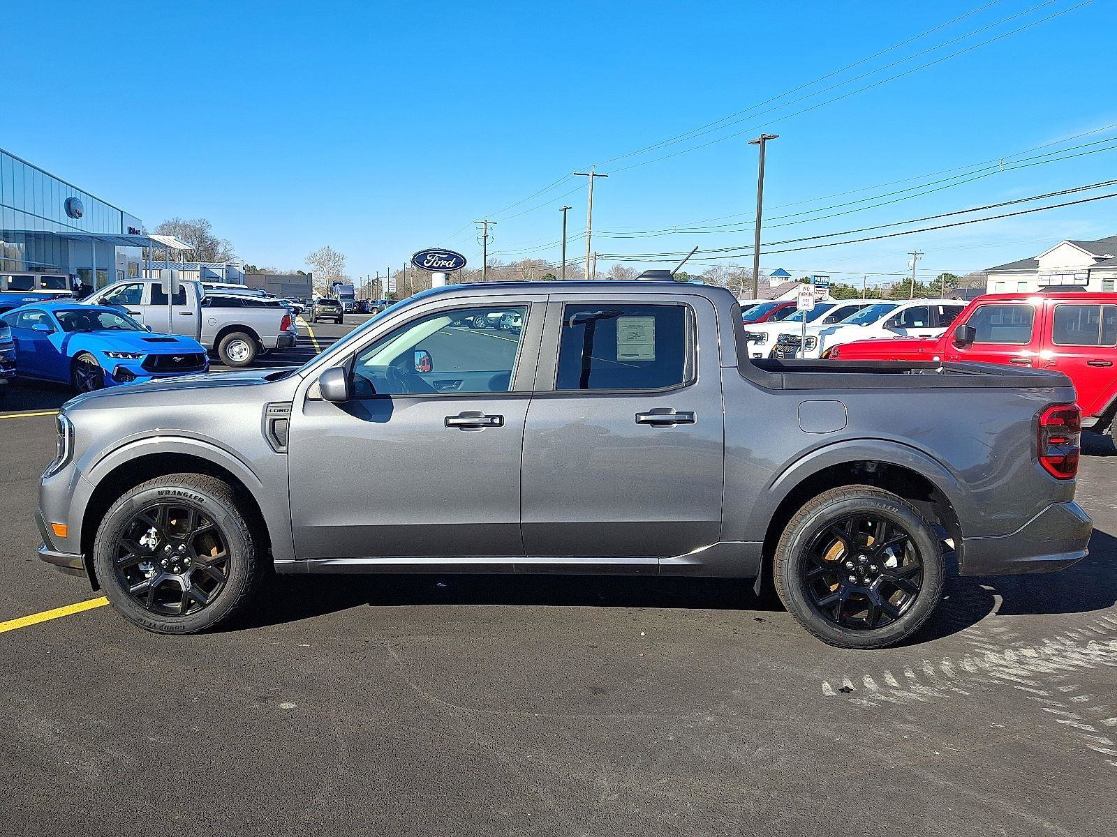 New 2025 Ford Maverick Lobo image 5