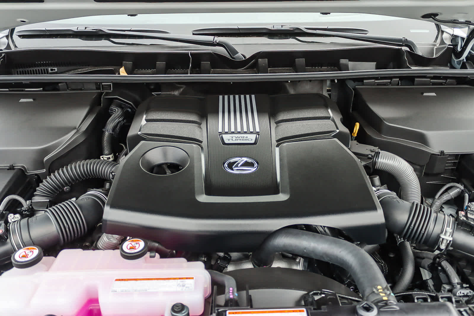 New 2026 Lexus LX 600 4WD w/ Luxury Package image 12