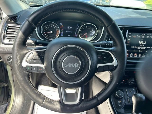 Used 2019 Jeep Compass Limited AWD/4WD image 15
