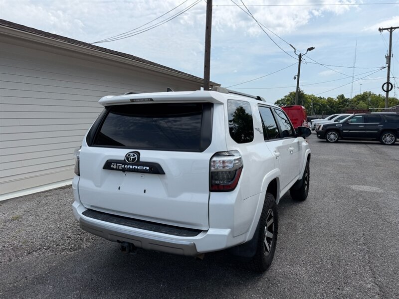 Used 2019 Toyota 4Runner TRD Off-Road Premium AWD/4WD image 12