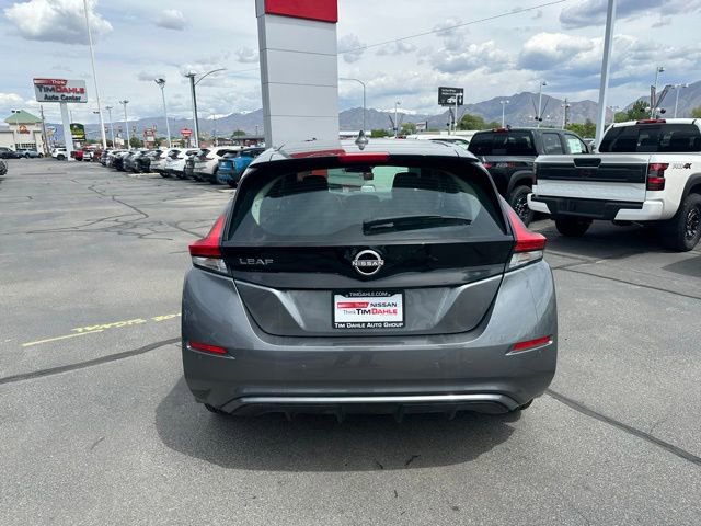 Used 2024 Nissan Leaf S FWD image 9