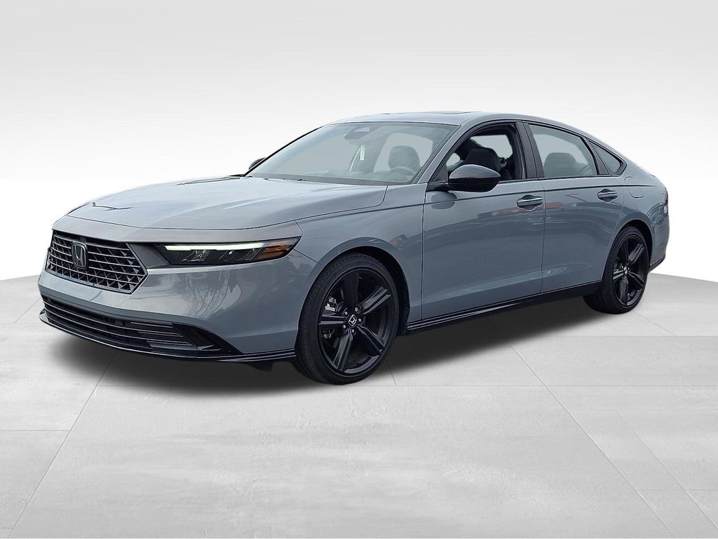 Used 2025 Honda Accord Sport image 3