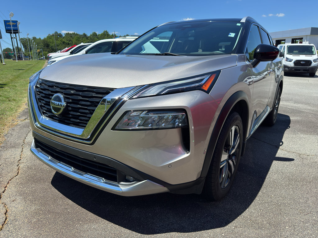 Used 2021 Nissan Rogue Platinum AWD/4WD image 1