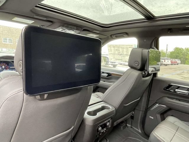 New 2026 Chevrolet Tahoe High Country AWD/4WD image 15